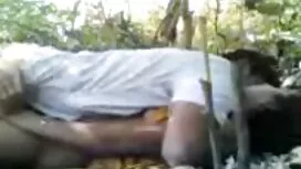 Seksikäs blondi sorm ...