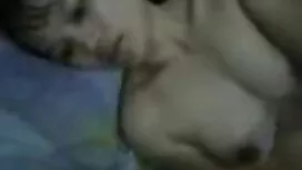 Hän nuoli xxx porno  ...