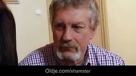 Kaksi haluttua kypsä ...